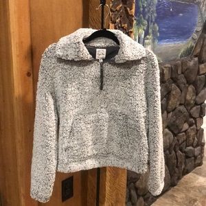 NWT Hippie Rose Gray Sherpa Zip Up Pullover XL